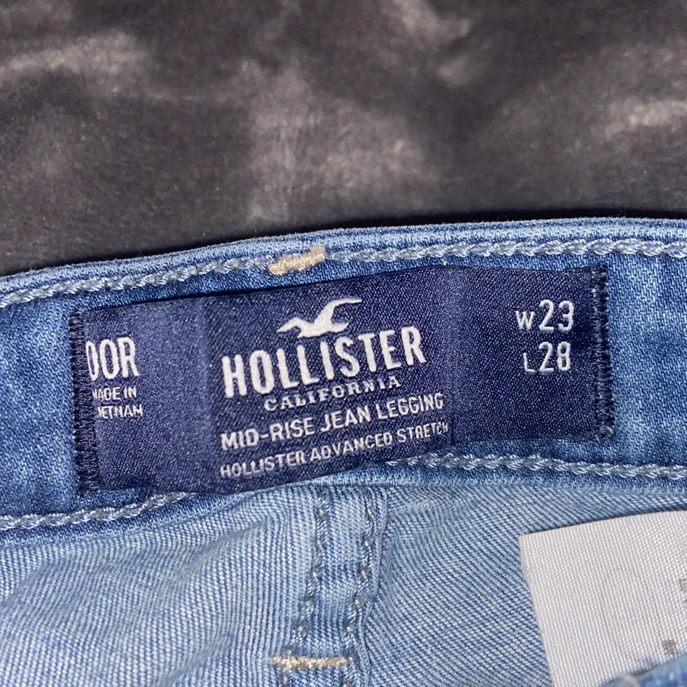 Jeans - Picture 3 of 3